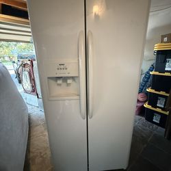 Kenmore Refrigerator - Great condition, 100% Functional