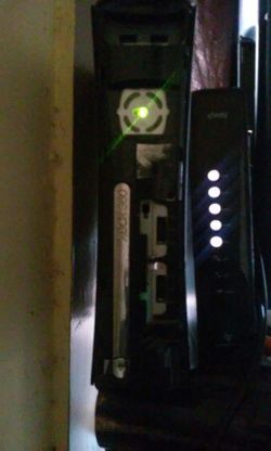 Xbox 360 comes with 5 games