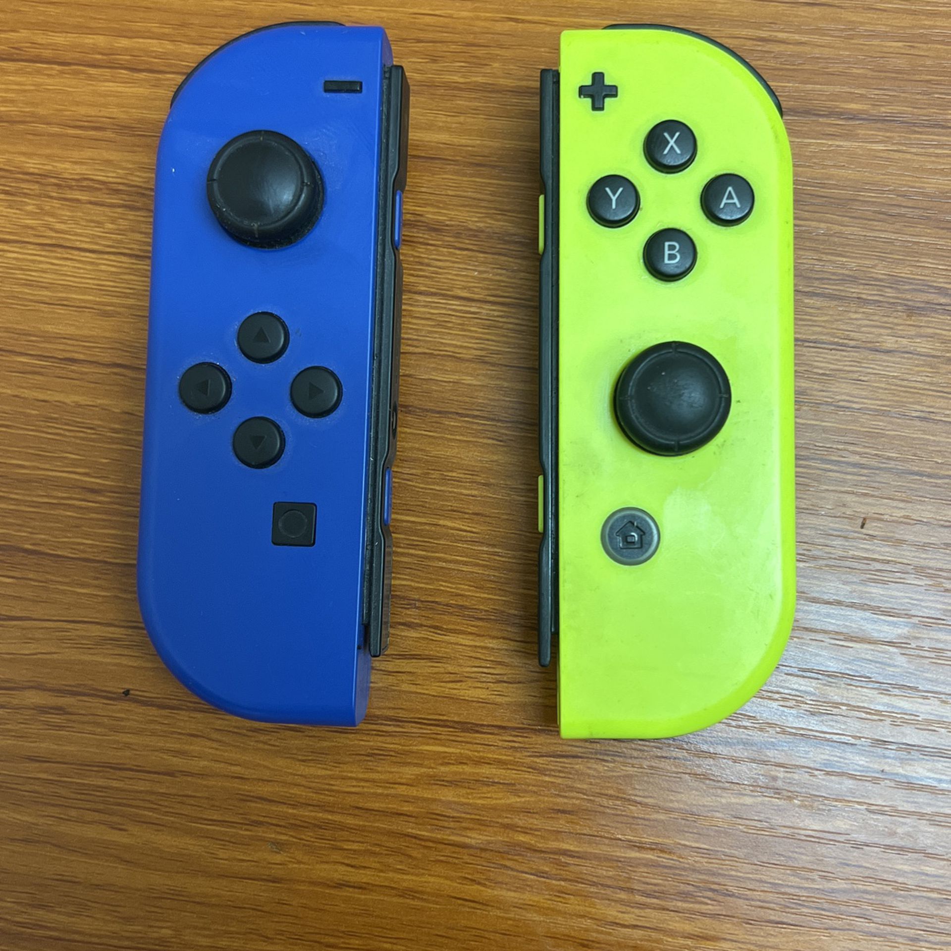Nintendo Switch Controllers 