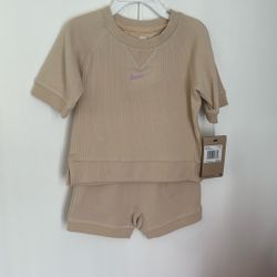 Girls Nike Brand New With Tags
