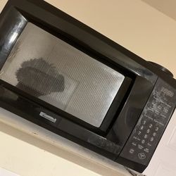 Black Microwave Need Gone ASAP 