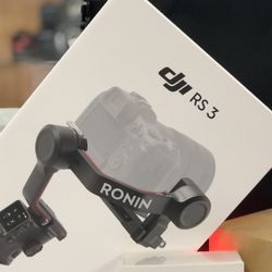 DJI RS 3 Gimbal Stabilizer