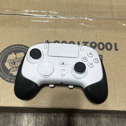 Razer Wolverine V2 Pro Wireless Gaming Controller