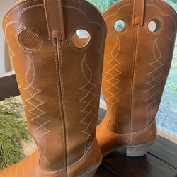  Cowgirl Cowboy Boots