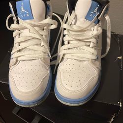 Tennis Shoes For Boys, Jordan Size 5 