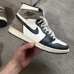 Jordan 1 Mocha 