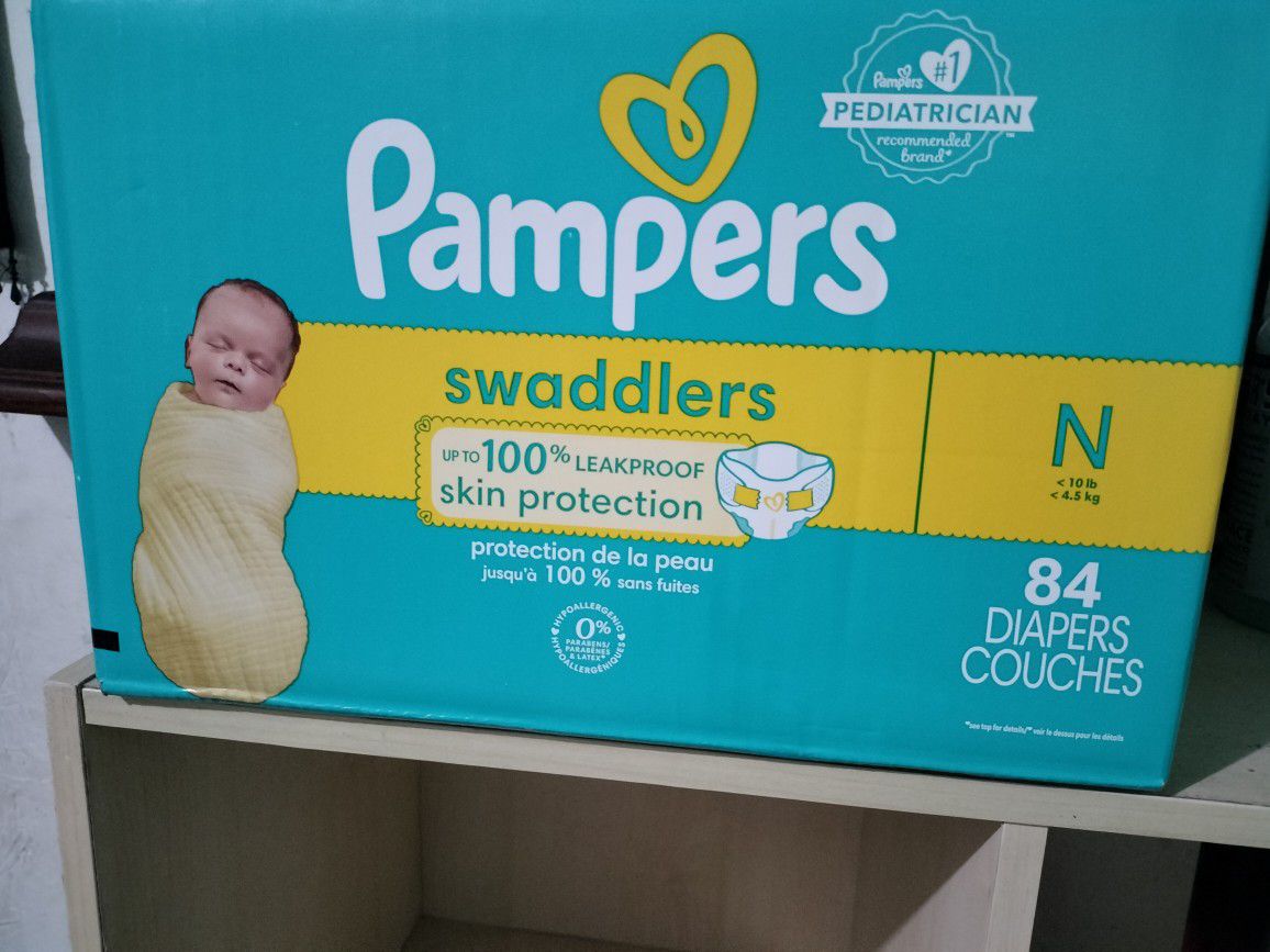 pampers diapers &wipes