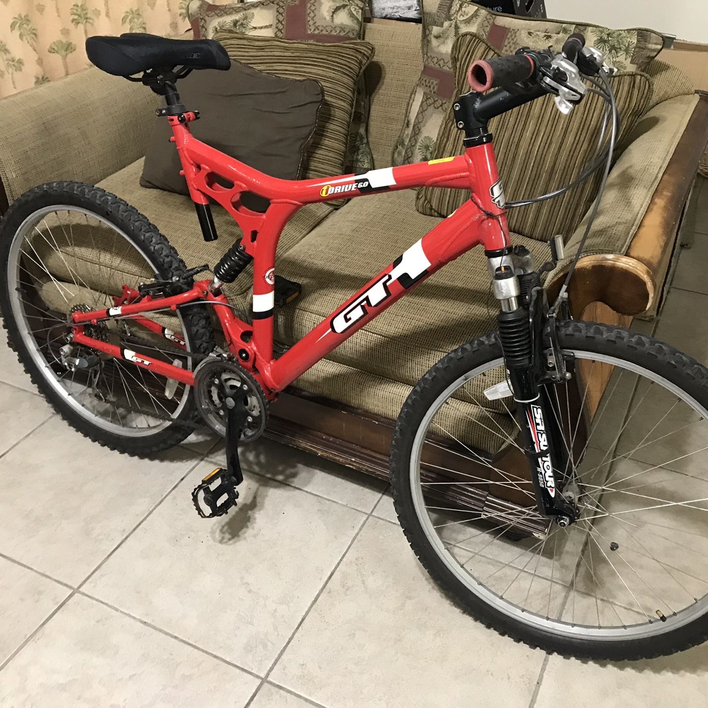 GT IDRIVE 6.0 FULL SUSPENSION BIKE XL