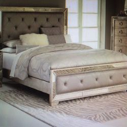 Z GALLERY QUEEN BEDROOM SET