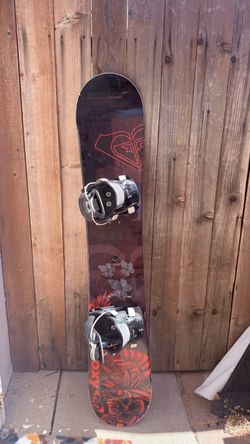 Roxy Snowboard with Bindings