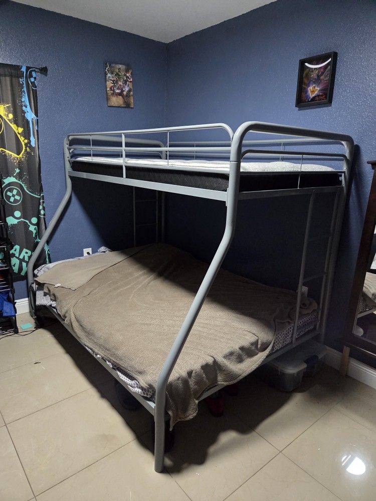 Twin & Full Bunk Beds