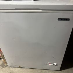 Thompson 5.0 cu. ft. chest freezer 