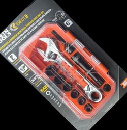 Klein Tools Adjustable Wrench Pass-Through Ratchet Set