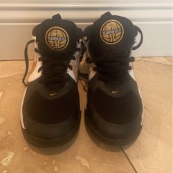 Nike 4.5 Y Size Shoes