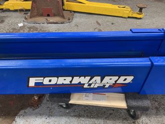 2 POST LIFT FOWARD LIFT