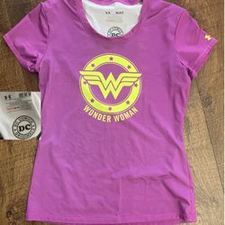 Under Armour Wonder Woman DC comics  fitted compression shirt women Sz Medium