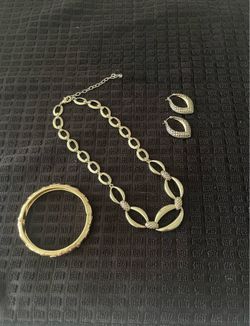 New Gold/Black Naper Jewelry
