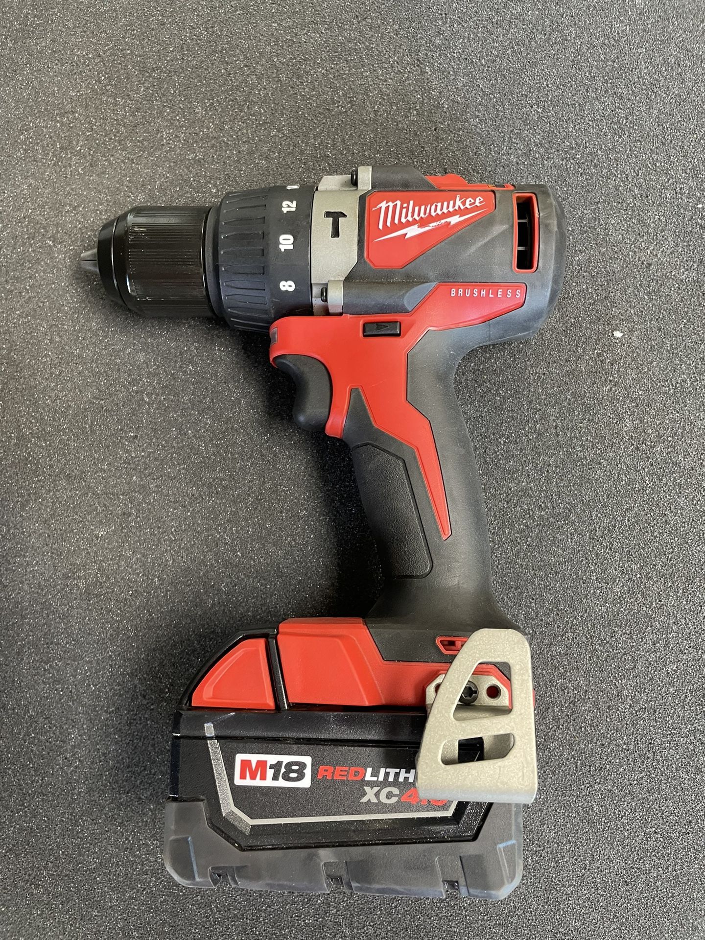 Milwaukee 1/2” Hammer Drill + M18 XC4.0 Battery