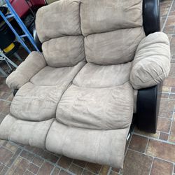 Reclining Sofa