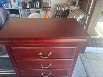 Dresser