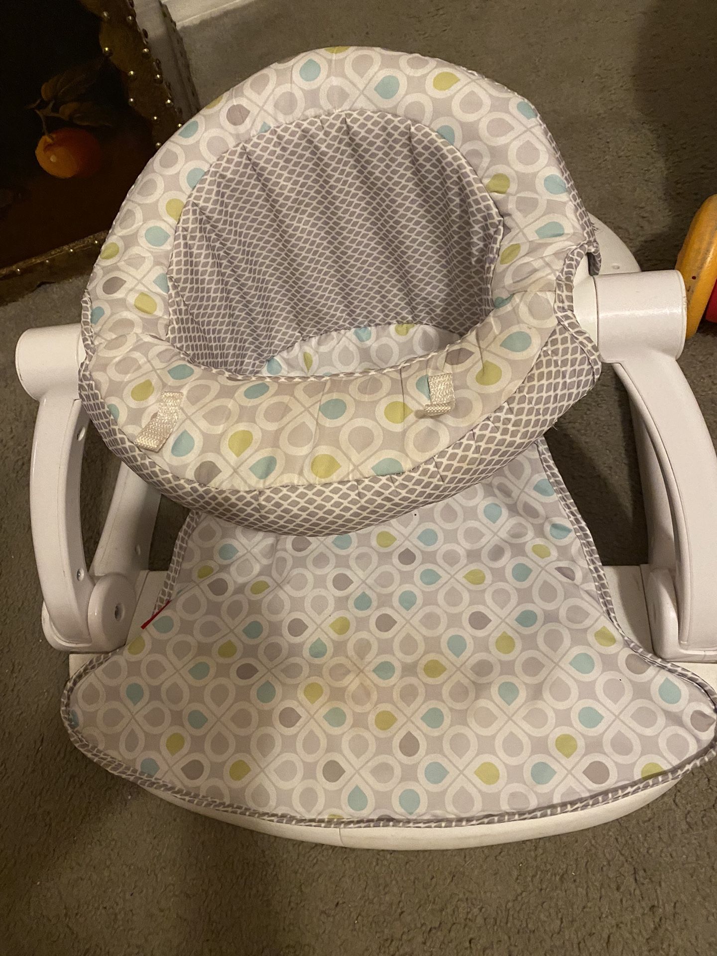 Baby Seater