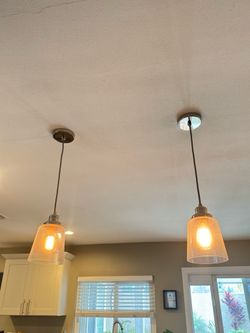 Pendant Lights (2)
