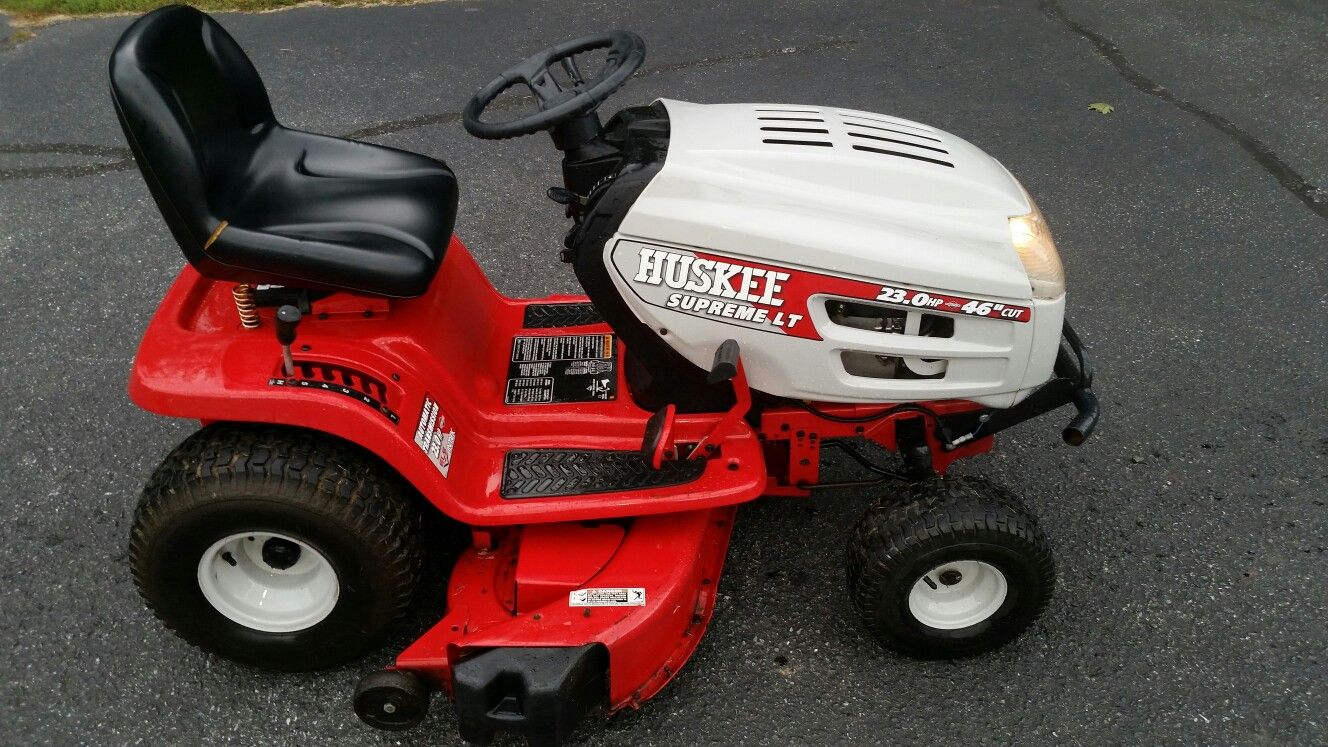 Huskee supreme riding lawn mower