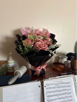 Hand made bouquet eternal rose
