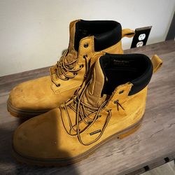 Yellow Work boots Red Wing 