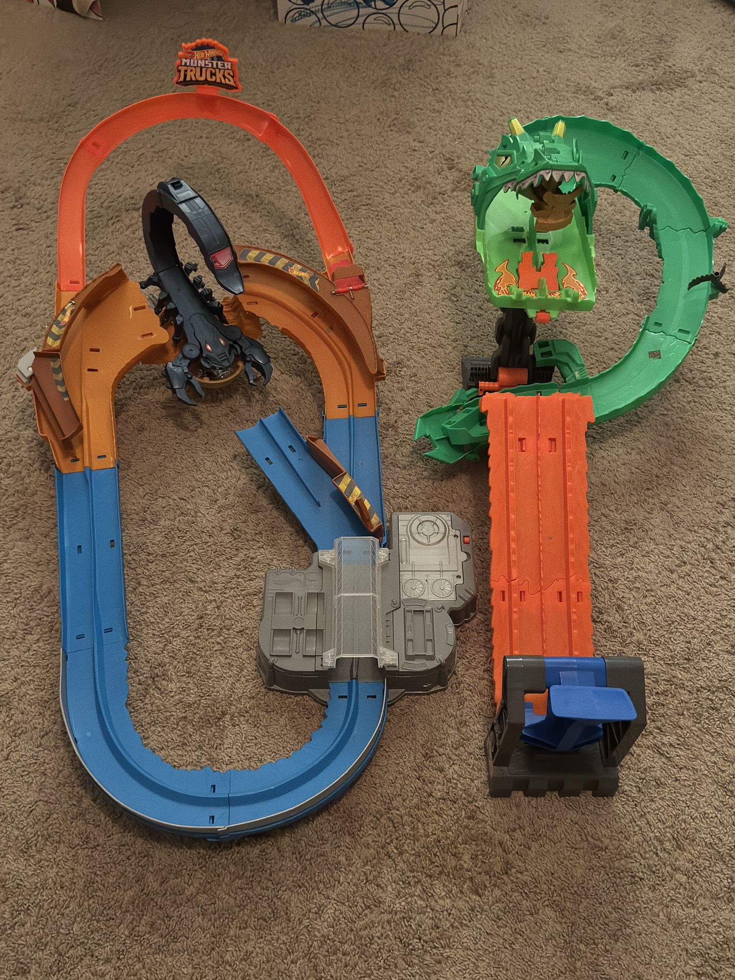Hot Wheels Tracks Lot - Scorpion And Dragon