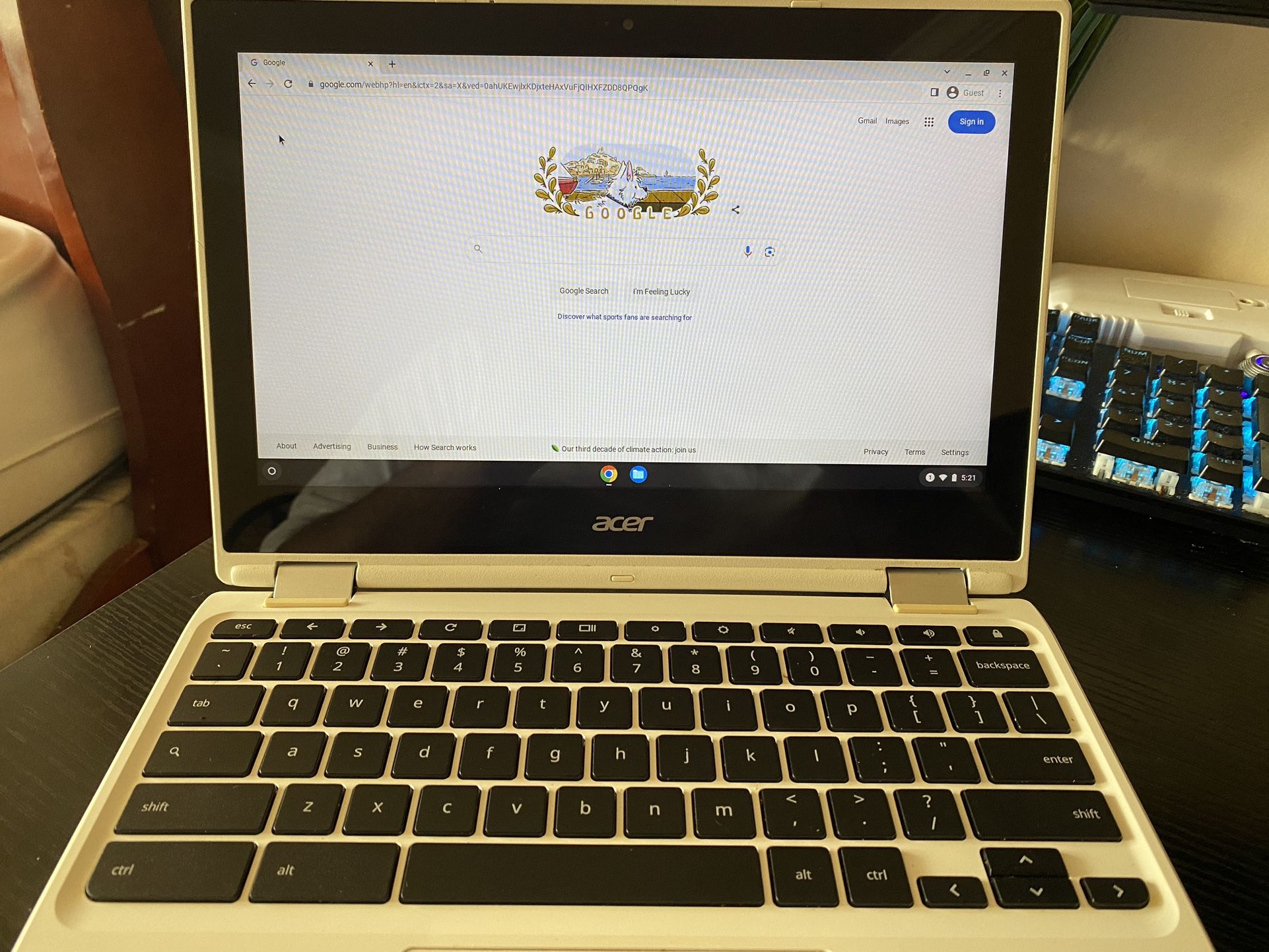 Ace Chromebook touch screen W/charger