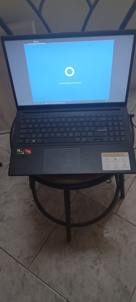 ASUS Vivobook Go 15 R5 16GB 512GB