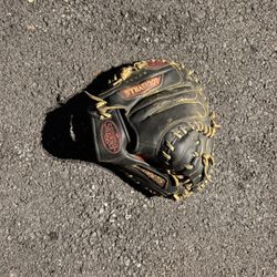 Baseball Louisville slugger 33 1/2 Omaha series 5 catchers mitt