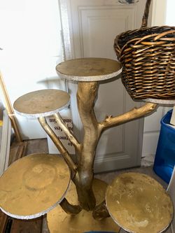 Cake stand