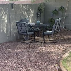 Patio Table Chairs & Cushions 