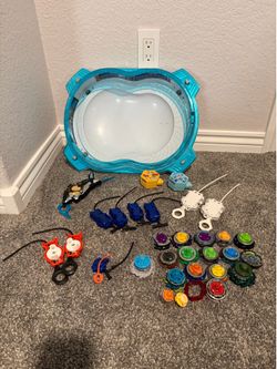 Beyblade Lot – Stadium, Launchers & 15+ Beyblades – Ready to Play!