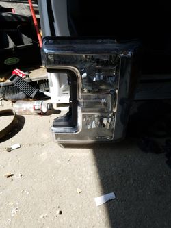 2019 F250,350,450,550 LH Headlight
