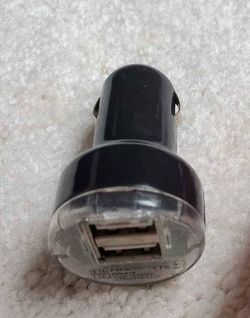 Dual Port USB Car Charger - cigarette lighter adapter