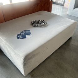 LIGHT GREY VELVET OTTOMAN 