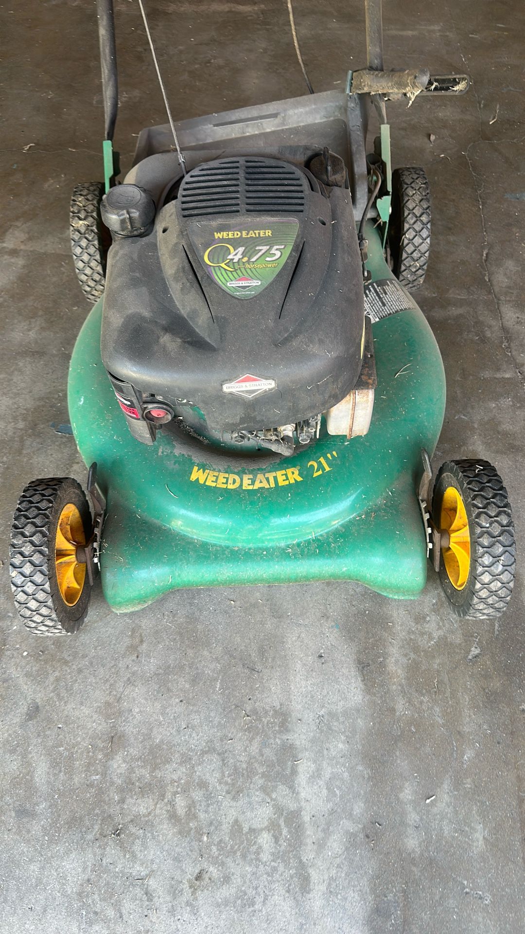 Lawn Mower Weed Eater 21”