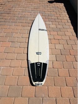 Pyzel the shadow surfboard Shortboard 5’11