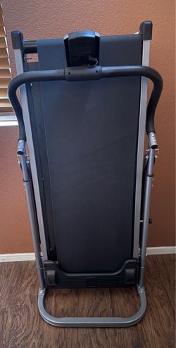 Foldable manual treadmill