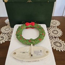 Snowbaby Wreath Ornament Holder