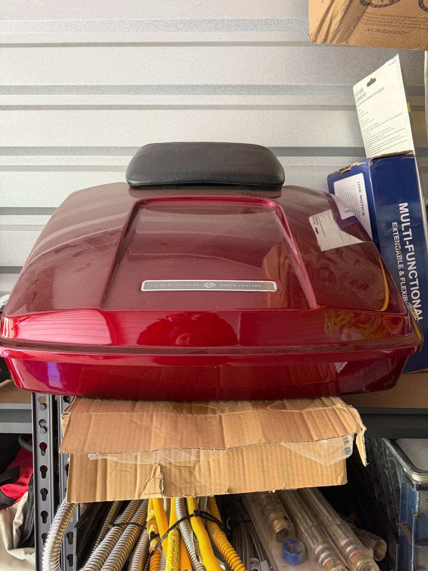 2009 Harley St., Side saddle bags with lid/saddle holder/travel New!
Saddle bags holder / travel bag