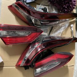 Toyota Camry 2021 SE Taillights 