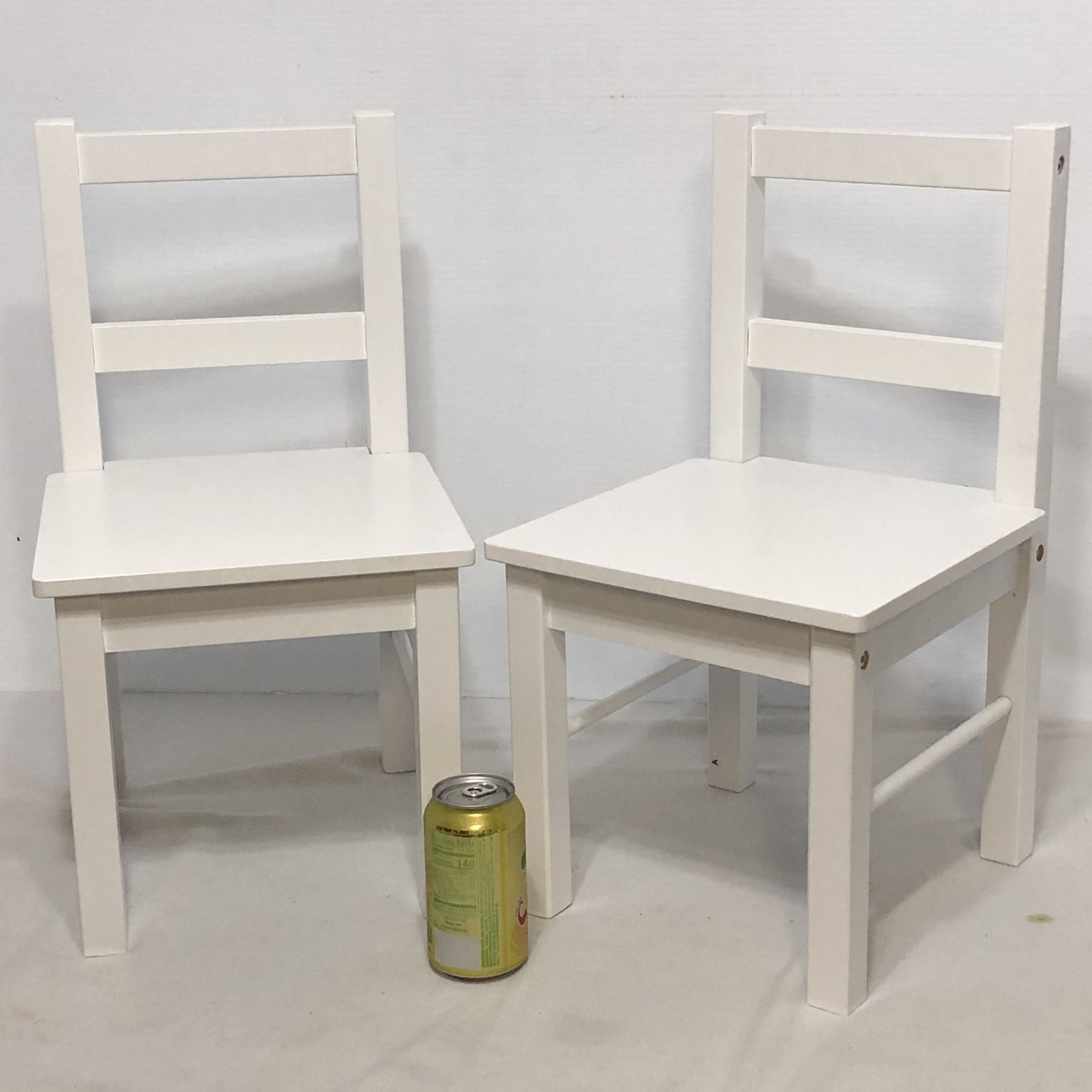 SET OF 2 CHILD’S WOODEN CHAIR - WHITE