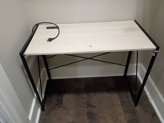 Desk, with power!
