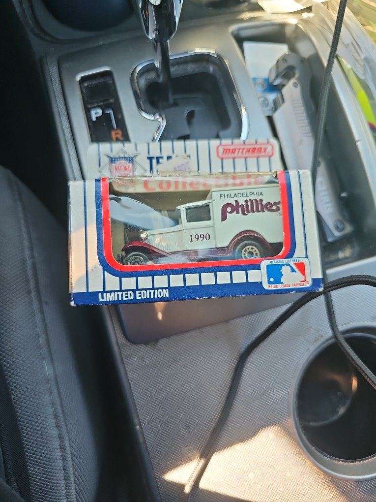 Limited EDITION PHILLIES 1990 MATCHBOX