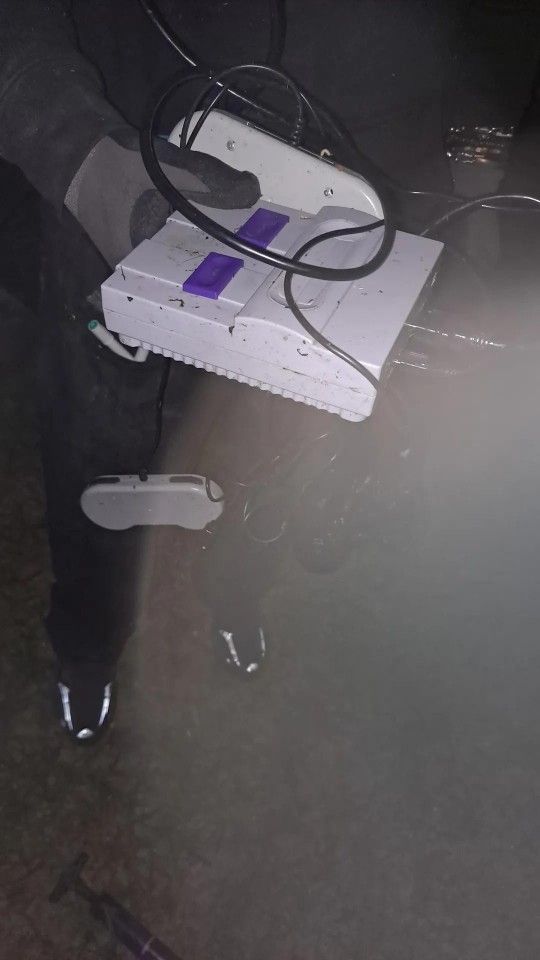 Alot Of Classic Games Built In No WiFi Requiered