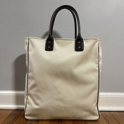 Beautiful Banana Republic BigBig Canvas Tote 